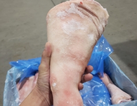 CHÂN GIÒ HEO NGUYÊN CÁI
